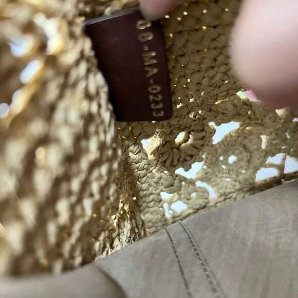 Dior Women Pre-Loved Bag Very Good Condition - Picture 9 of 9